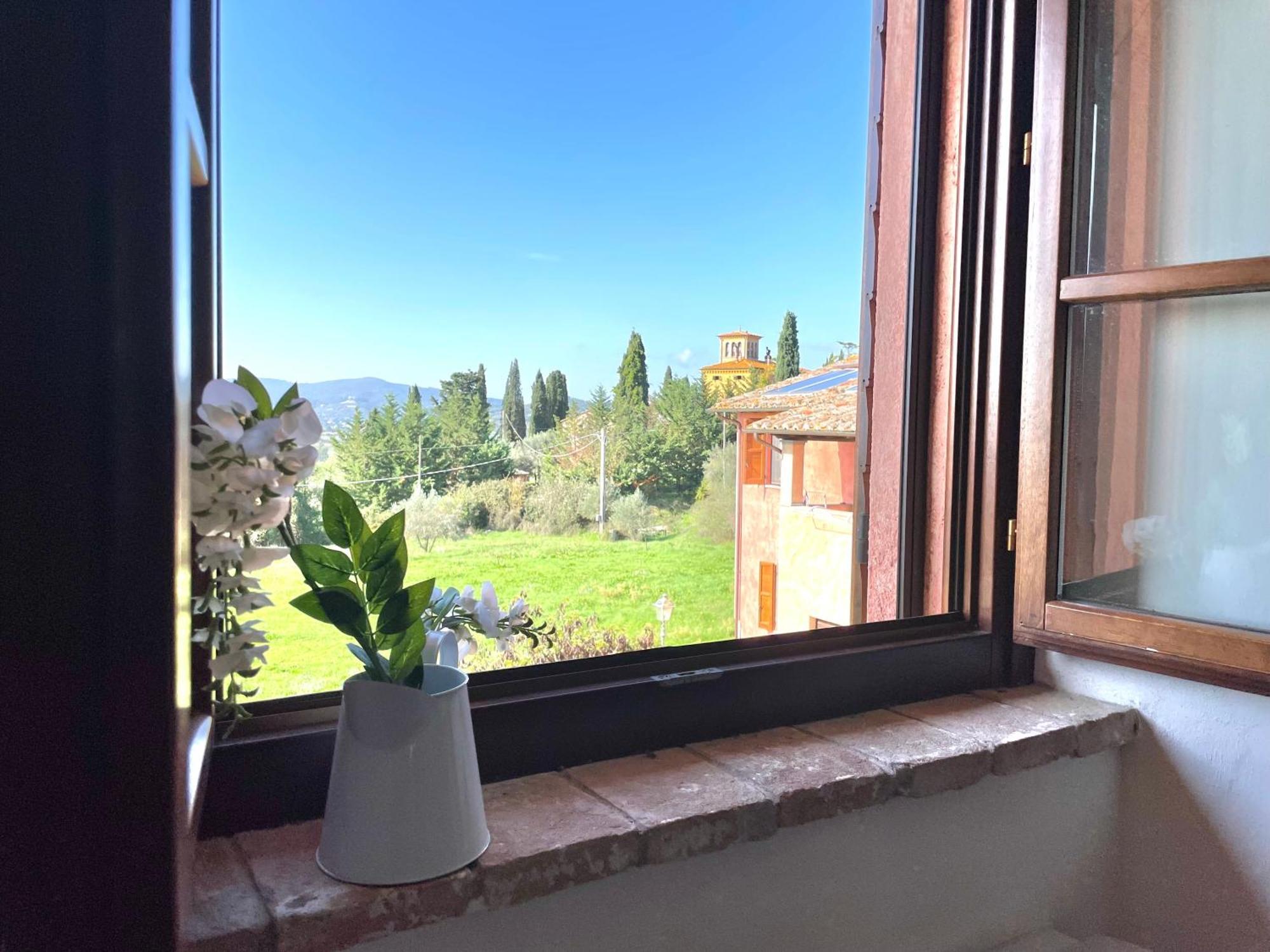 Residence Maria Giulia Corciano Εξωτερικό φωτογραφία